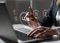 Como Empresas Estão Utilizando Múltiplos Modelos de IA Simultaneamente