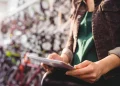 Como Utilizar IA para Acelerar Pesquisas de Mercado